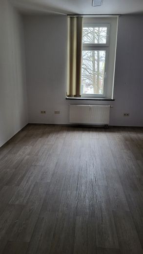 5 Raum-Wohnung mit Dachterrasse und privatem Garten – Foto 6