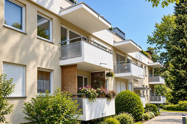 Spokojne mieszkanie 2-pokojowe z balkonem od zachodu w Berg am Laim