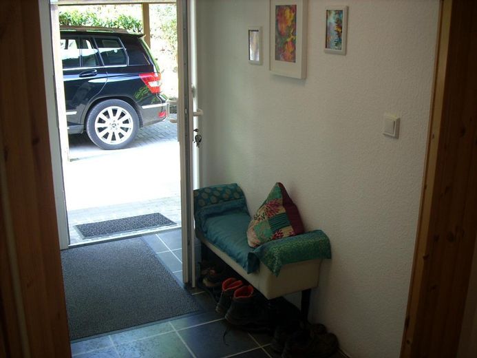 Einzigartige Lage! Freistehendes Einfamilienhaus am Waldesrand – Flur1