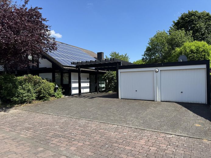 Seitenansicht Garagen/Carport 