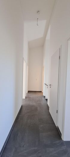 Neuwertiges Reihenmittelhaus in Bad Säckingen Wallbach – Flur 1.OG