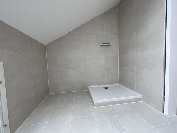Badezimmer (Dusche)