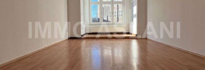 Ampio appartamento di 3 locali con balcone, ripostiglio e uso condiviso del giardino