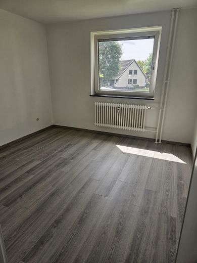 Appartement spacieux et ensoleillé de 3 pièces – Schlafzimmer 