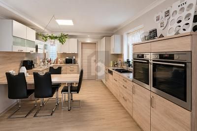 FAMILIENHAUS MIT WOHLFÜHLFAKTOR – 1787813059_8fea6b5.jpg