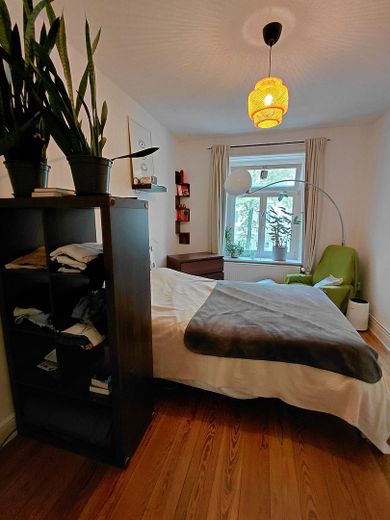 Sans commission pour l’acheteur ! Charmant appartement calme de 2 pièces au cœur de Winterhude – Schlafzimmer 1
