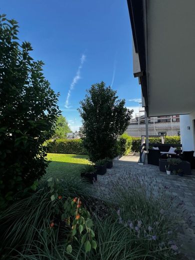 Vielseitiges Anwesen mit gewerblichem und privatem Anteil in Bad Birnbach – Terrasse