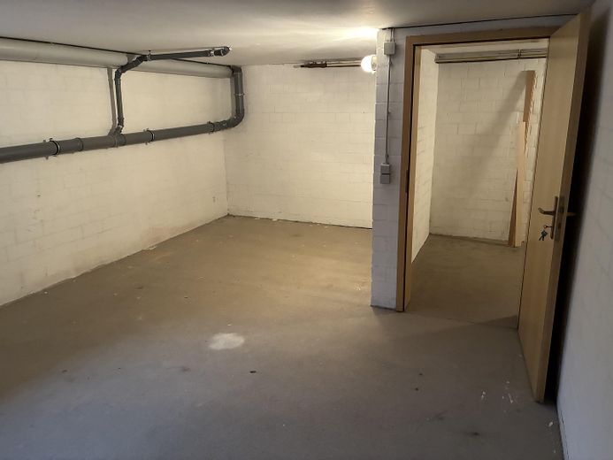 PROVISIONSFREI: Stillvolle 2-Zimmer-Erdgeschosswohnung mit Südterrasse und eigenem Garten – Keller