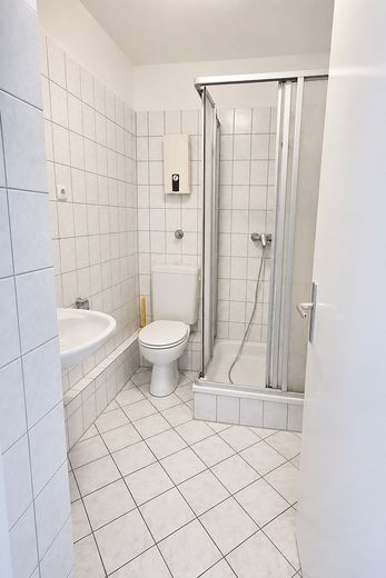 Appartamento al piano terra con 2 locali recentemente ristrutturato a Dellwig, libero da subito – Duschbad