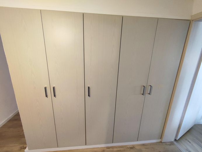 4 Zimmer in der Fußgängerzone von Bayreuth, inklusive Küche – Einbauschrank