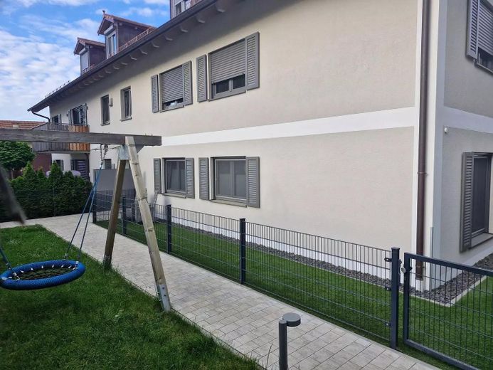 Eingangsbereich/Spielplatz