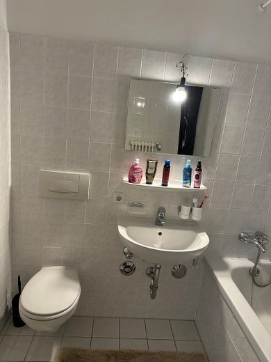 1-Zimmerwohnung mit Balkon, TG und Keller – Foto 9
