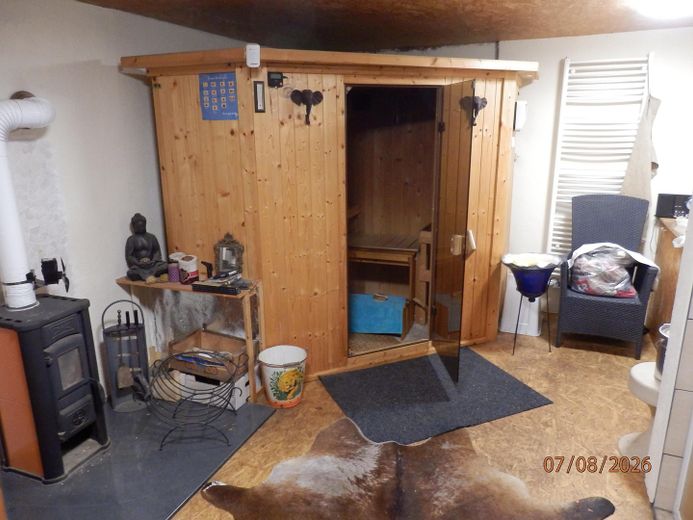Einfamilienhaus mit Pool & Saunahaus und viel Privatsphäre – Eck- Sauna