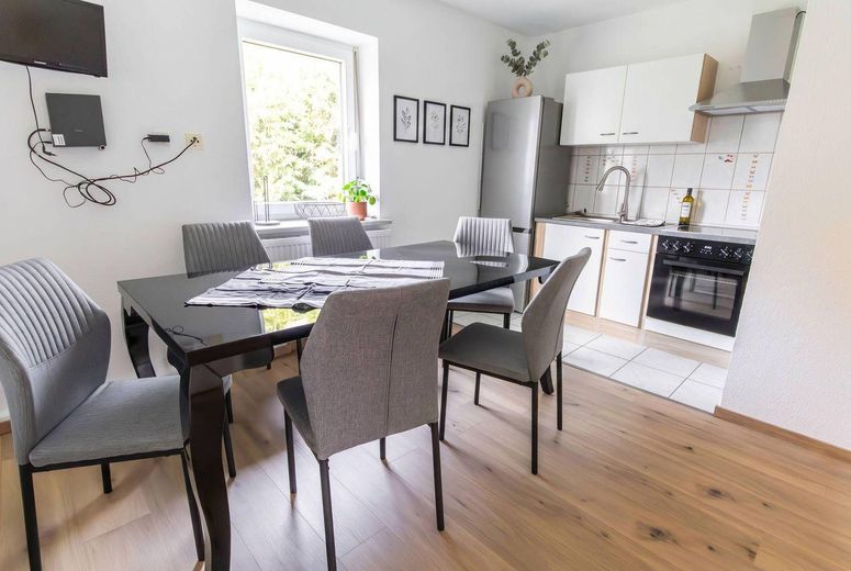 Beautiful 4-room condominium with balcony – approx. 74.81 m² in Laudenbach am Main – Photo 9