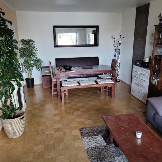 Helle freundliche Wohnung mit Ost- und Westbalkon – Foto 2