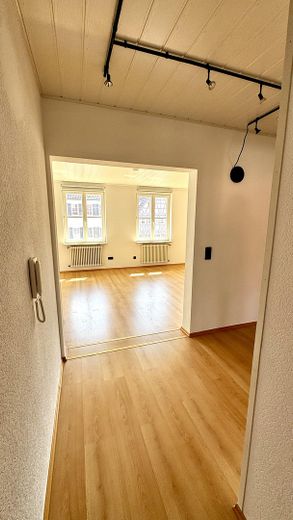 Erstbezug nach Sanierung | Helle 3,5-Zimmer-Wohnung in bester Innenstadtlage – Flurbereich