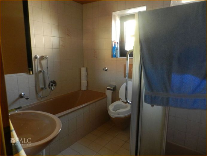 Badezimmer EG