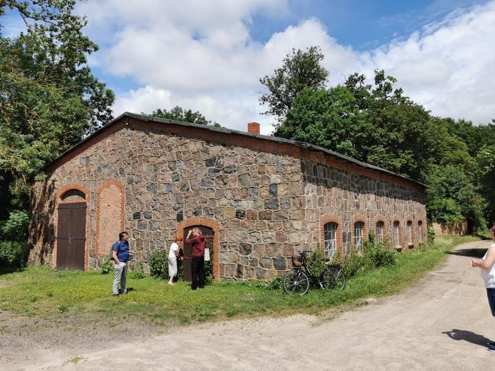 ETW, App., LOFTS, Ateliers zw. Rostock & Müritz (Wohnen in histor. Ambiente / im Eigentum)! – 'Alte Stellmacherei' (=B&B?!)
