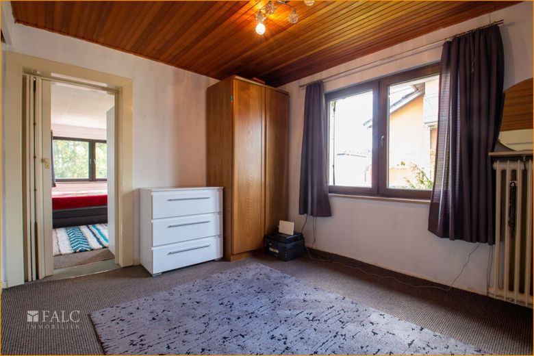 Haus sucht Großfamilie! – Ankleide