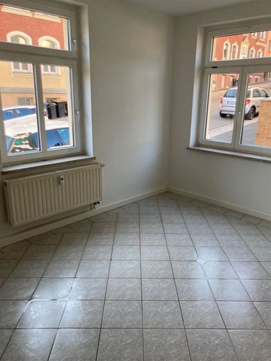 Günstige 2-Zimmer mit Laminat und Wannenbad in guter Lage! – Foto grundrissgleiche Wohnung untendrunter