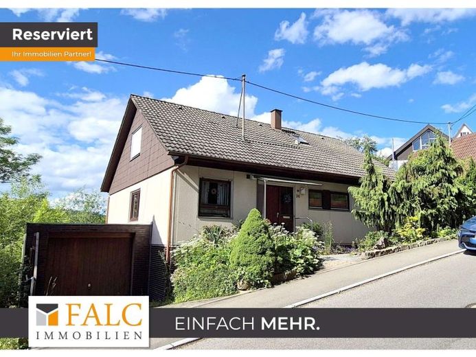 Einfamilienhaus mit Einliegerwohnung – Foto 1