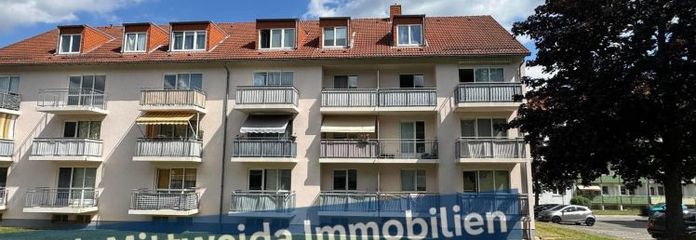 Schöne, helle 3-Raum-Wohnung mit zwei Balkonen und Stellplatz!