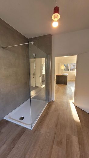 3-pokojowe mieszkanie na parterze w nowoczesnym stylu loft / EBK / piwnica / miejsce parkingowe – Foto 5