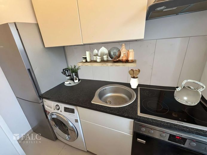 Top Anlage !  Moderne 1-Zi.Wohnung in zentraler Lage von Wandsbek – Küche