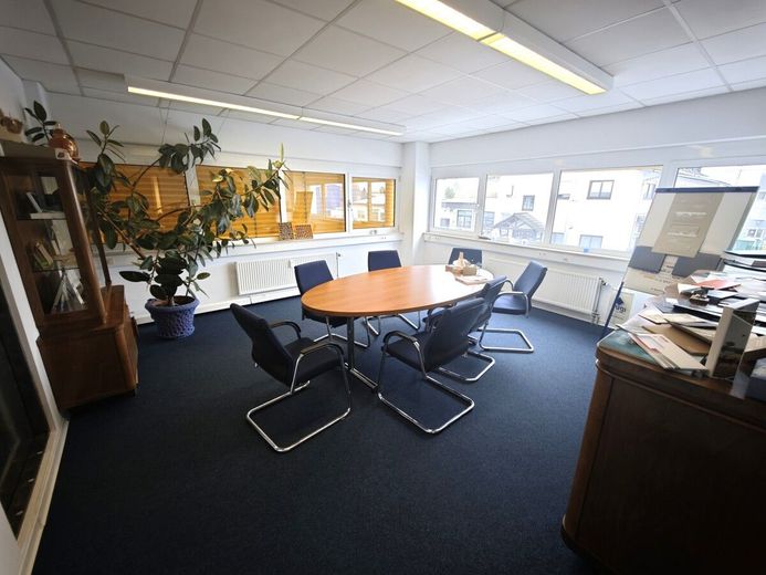 Attraktives Investment: Büro- und Lagerflächen mit konstanten Mieteinnahmen – Objekt 2 Büro 4