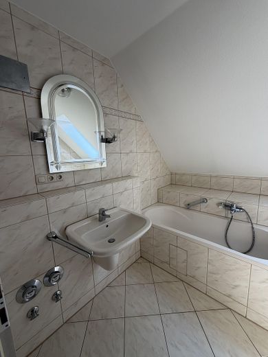 Exceptional maisonette apartment near Alte Veste – Photo 19