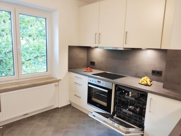 Appartamento di lusso (59 mq) in Tilsiter Platz a Kiel-Ellerbek/Wellingdorf – Küche mit Herd
