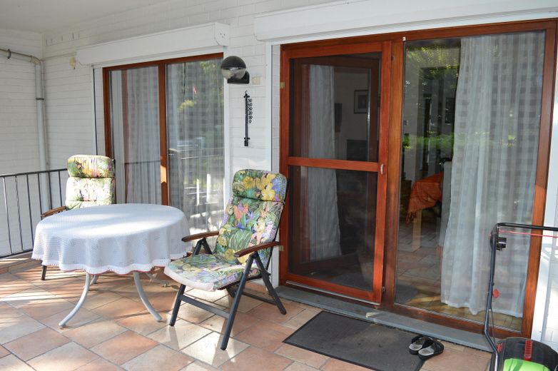 "Attraktives Reihenhaus" in "Weser"-Nähe, ruhige Lage, im schönen "Bremer Norden" – Terrasse EG