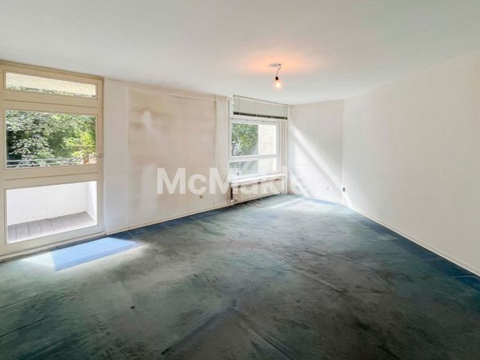2 Zimmer, Balkon ins Grüne und eigener Stellplatz in Schmargendorf – Foto 1