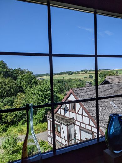 Autarkes Wohlfühlhaus – Ausblick aus Schlafz.