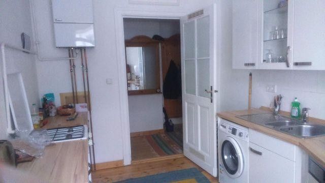Charmante Altbauwohnung       nahe Schloss Charlottenburg, sofort bezugsfrei, von Privat – Küche