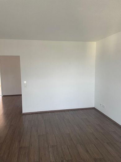 3-room apartment with balcony and underground parking space – Wohnzimmer