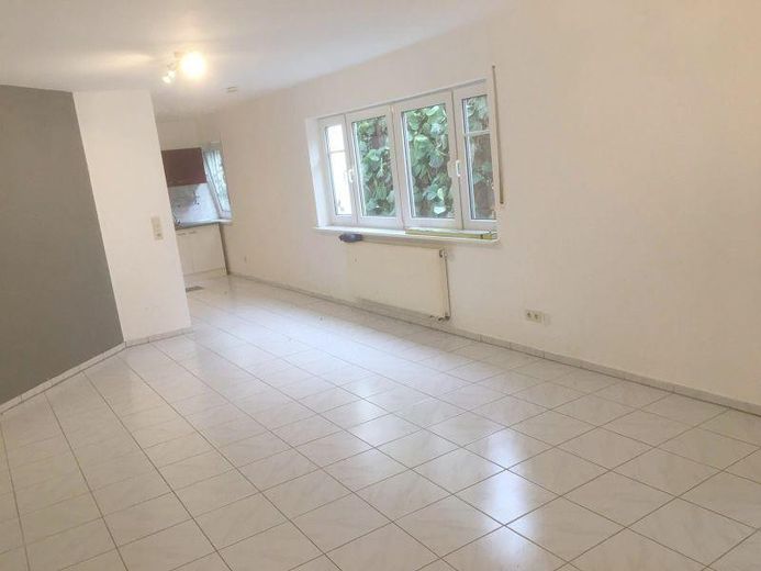 Very beautiful, bright 1-room apartment with fitted kitchen and AA in Heidelberg – Photo 1