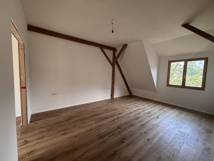 Exklusive Loftwohnung im Denkmal | Erstbezug nach hochwertigem und nachhaltigem Umbau – Hauptschlafzimmer mit Ankleide