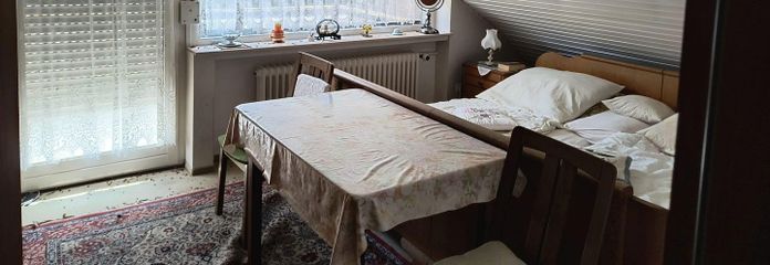 Schlafzimmer DG