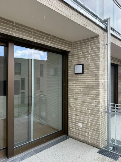Stilvolle, neuwertige 3,5-Raum-Wohnung mit geh. Innenausstattung mit Balkon und EBK in Neckarsulm – Balkon