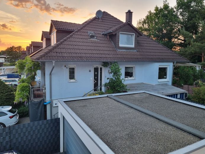 Einfamilienhaus Doppelhaushälfte – 20260620_212109