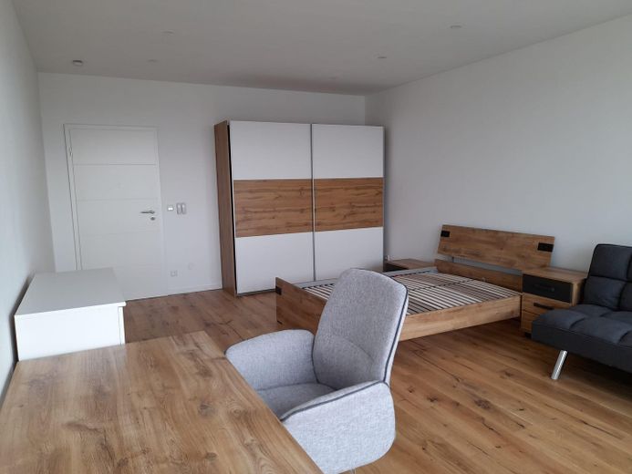 ++TOP renovierte 4 ZKB++großer Südbalkon++2 Bäder++Küche++möbliert – Foto 3