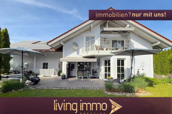 Platzwunder mit Charme: 200 m² Wohntraum mit Kamin und Garage in idyllischer Lage