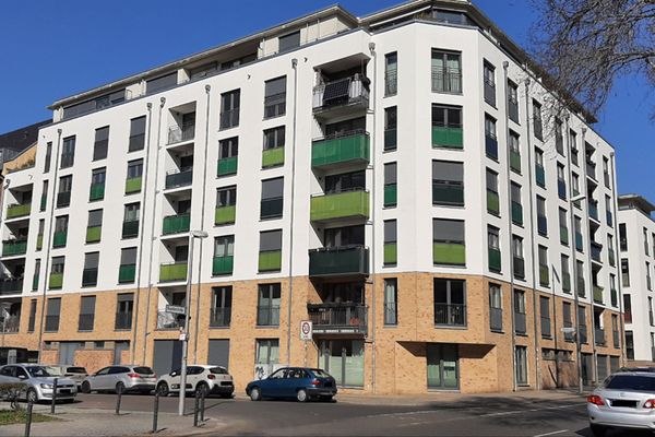 Luminoso piso de obra nueva de 97 m² de 2019 en Lichtenberg: 3 habitaciones, 2 balcones, ascensor, calefacción por suelo radiante, sin comisión, disponible para ocupar