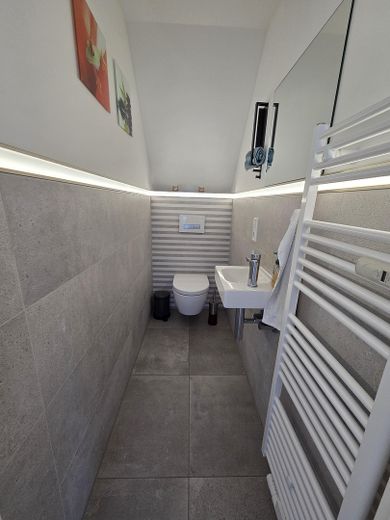 Apartamento ático de alta calidad de 3½ habitaciones, sin comisión y sin intermediario, con posibilidad de ampliación en el desván – Foto 19