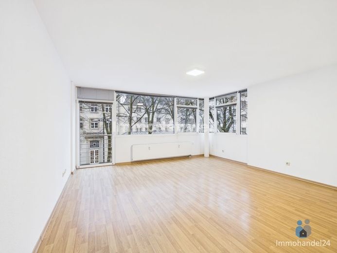 ***TOPLAGE schickes Appartment mit EBK direkt am Heumarkt***TOPLAGE – Wohn.- Schlafzimmer