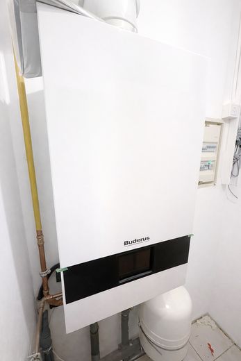3-Zimmer Wohnung (64m²) mit Terasse und Gartenmitbenutzung in Puderbach zu vermieten, renoviert – Gas-Heizung