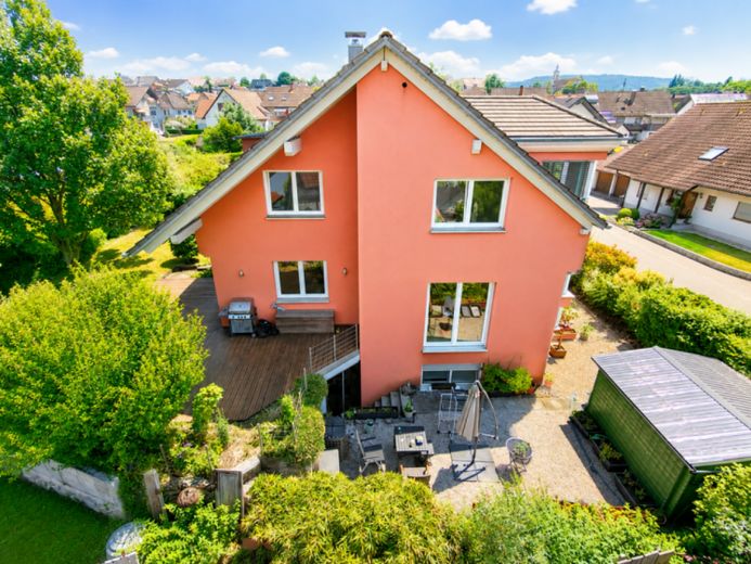 Licht. Raum. Lebensqualität. – Exklusives Wohnhaus mit Einliegerwohnung in Hofweier – फोटो 1