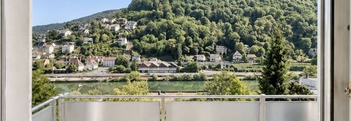 Dom dla koneserów – spokojne mieszkanie z widokiem na Neckar