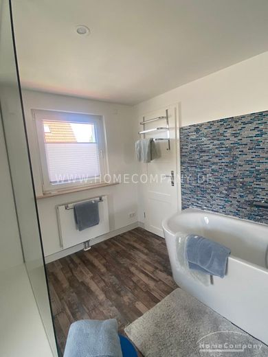 27757 HomeCompany Möbliert/Furnished Einfamilienhaus/Cottage in Leipzig-Eutritzsch max. 6 Personen – a646ff85c1c1a1ebf5d7d0852908e24d8143eeb7.jpg